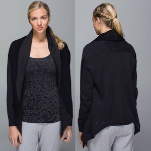 lululemon black/charcoal Cabin Yogi Wrap
